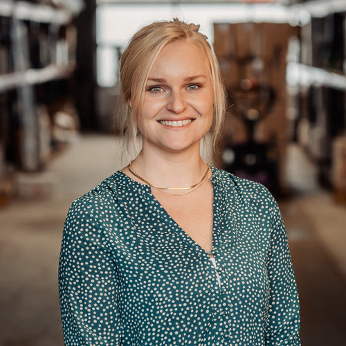 Jeannett K. Tækker